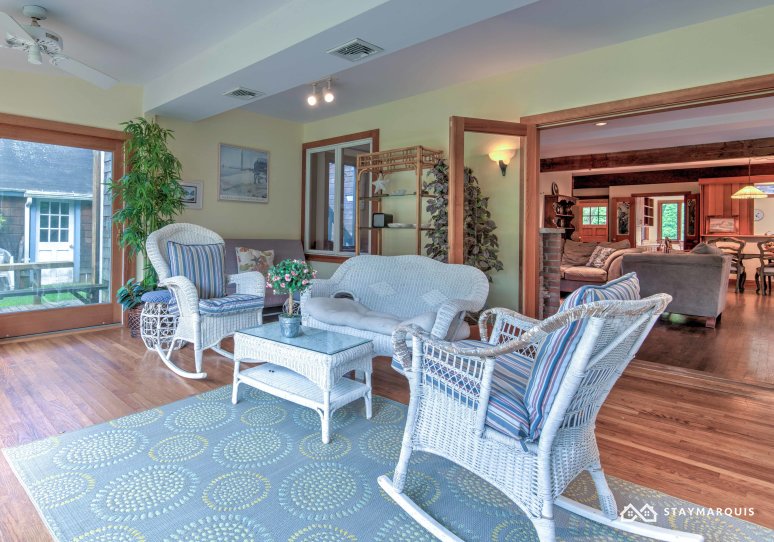Hamptons Home 1020565