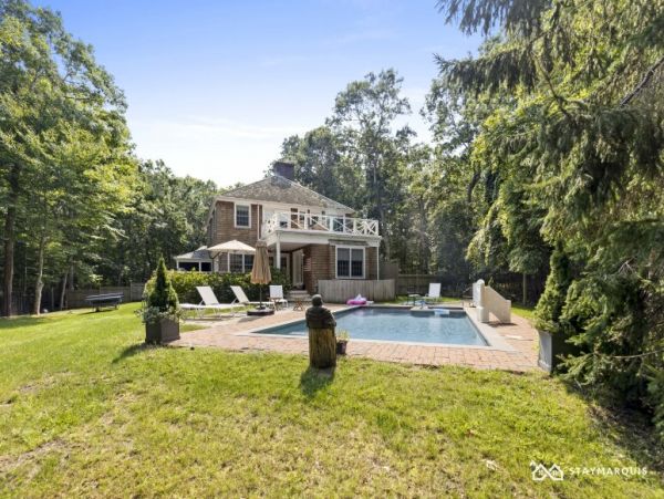 Hamptons Home 1020566