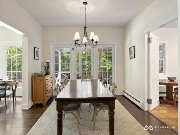 Hamptons Home 1020566