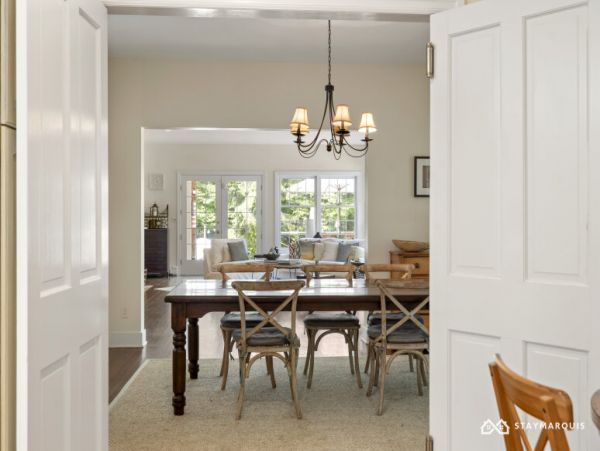 Hamptons Home 1020566