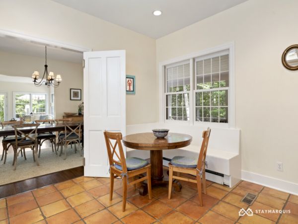 Hamptons Home 1020566