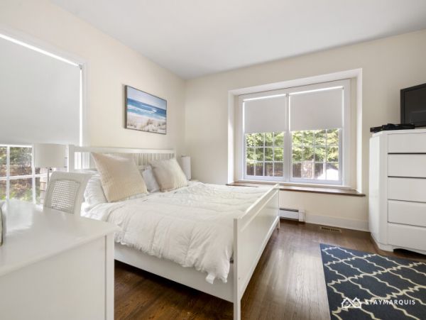 Hamptons Home 1020566