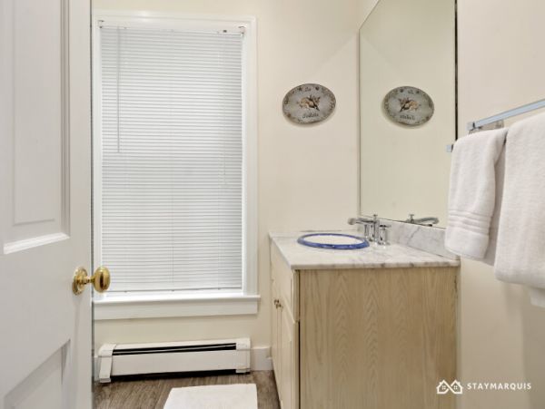 Hamptons Home 1020566
