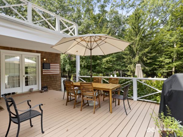 Hamptons Home 1020566