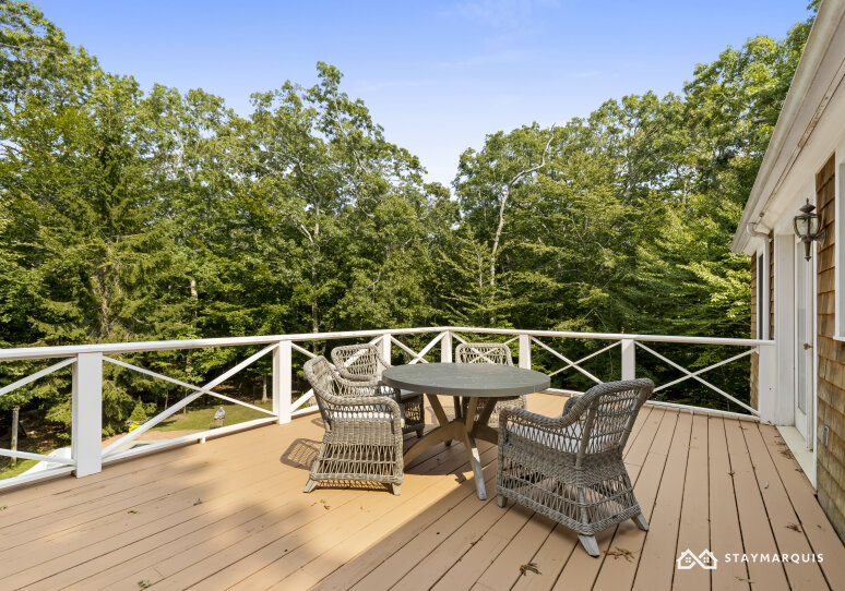 Hamptons Home 1020566