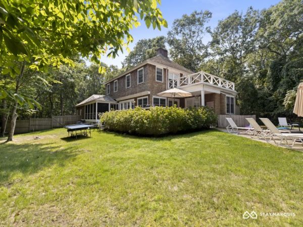 Hamptons Home 1020566