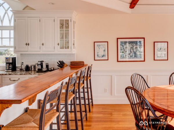 Hamptons Home 1020567