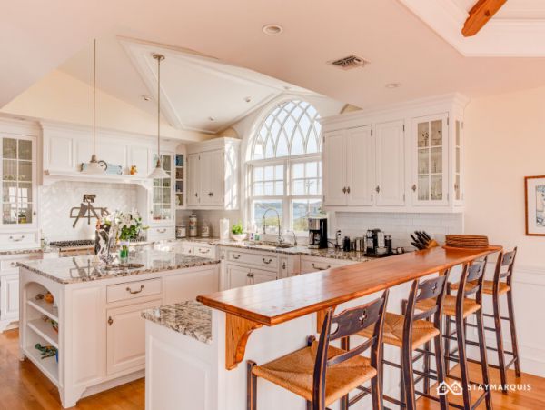 Hamptons Home 1020567