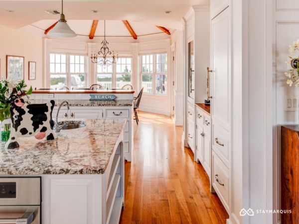 Hamptons Home 1020567