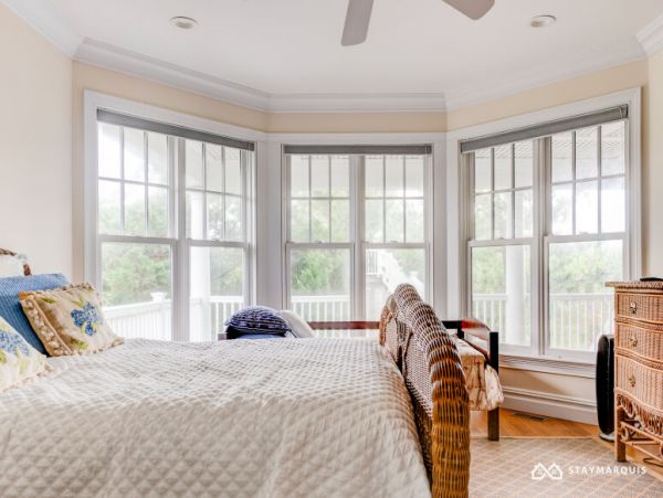 Hamptons Home 1020567