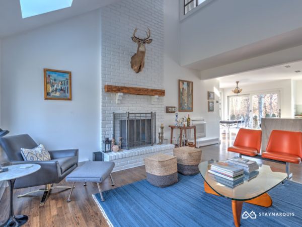 Hamptons Home 1020570