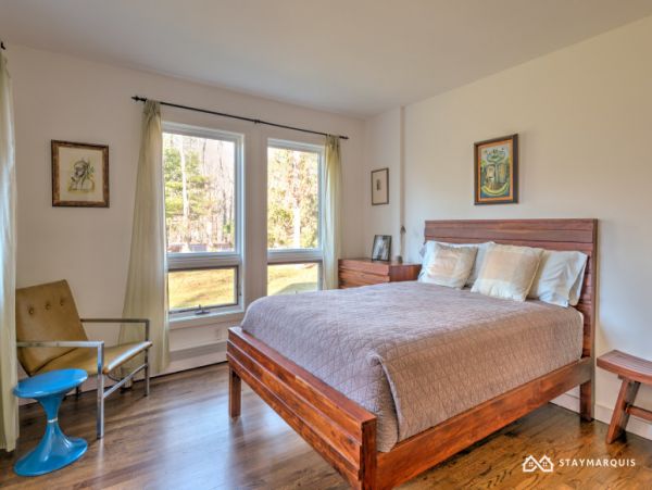 Hamptons Home 1020570