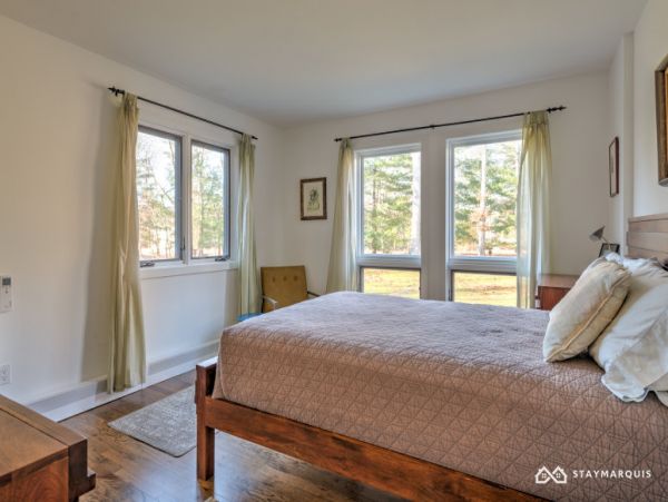 Hamptons Home 1020570