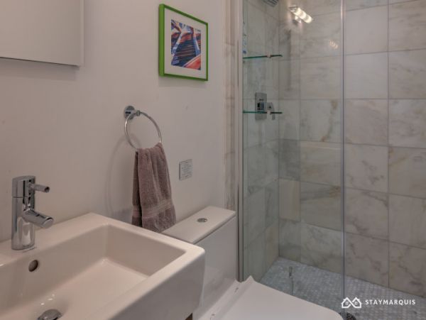 Hamptons Home 1020570