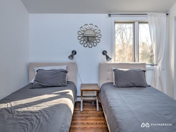 Hamptons Home 1020570