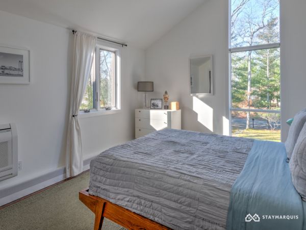Hamptons Home 1020570