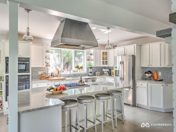 Hamptons Home 1020572