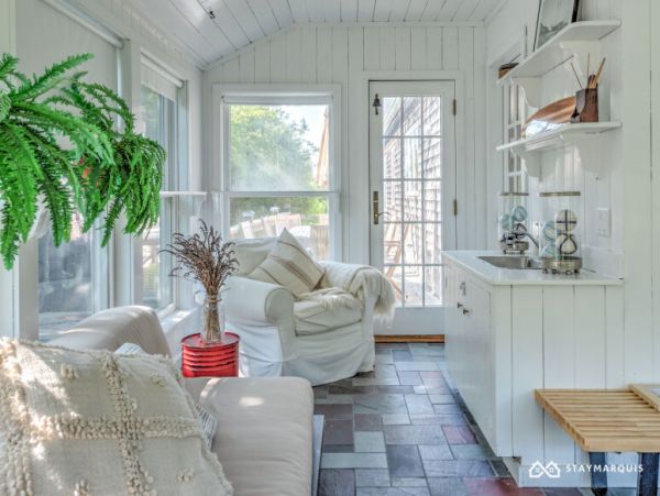 Hamptons Home 1020572