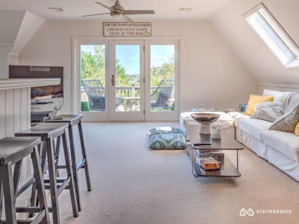 Hamptons Home 1020572