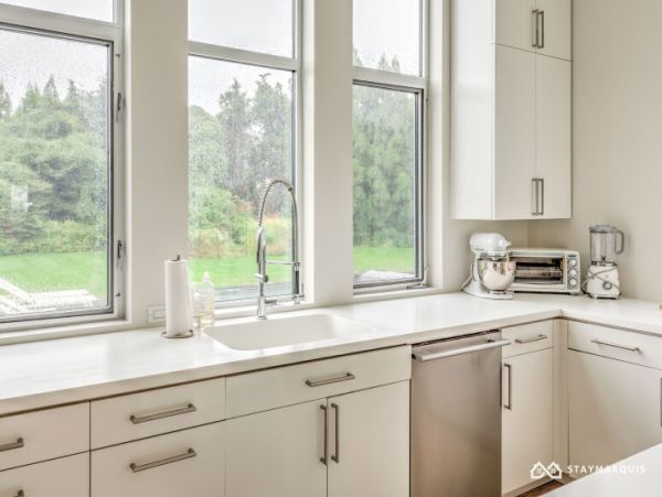 Hamptons Home 1020574