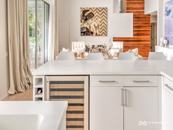 Hamptons Home 1020574