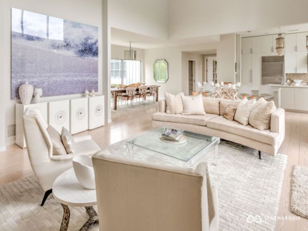 Hamptons Home 1020574