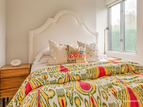 Hamptons Home 1020574