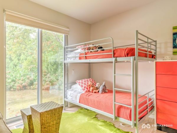 Hamptons Home 1020574