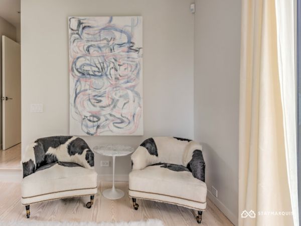 Hamptons Home 1020574