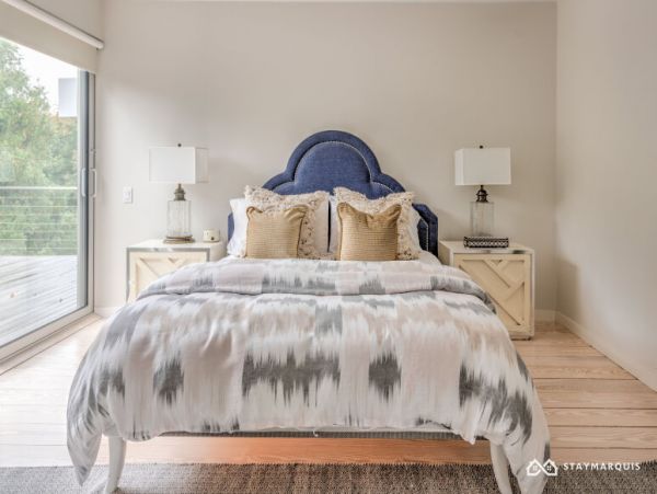 Hamptons Home 1020574