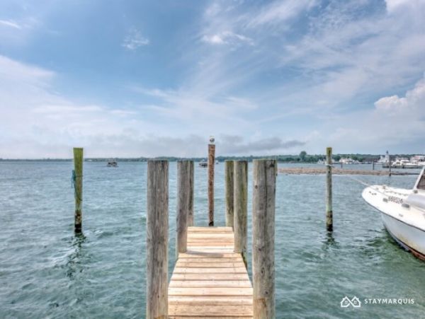 Hamptons Home 1020576