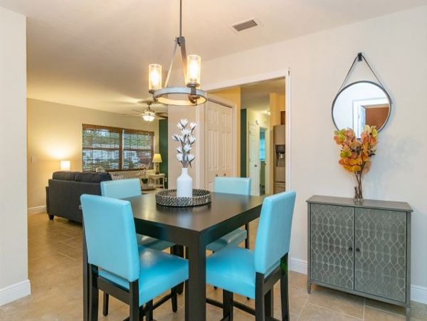 A Lovely Three Bedroom Pool Home in Beautiful Bradenton