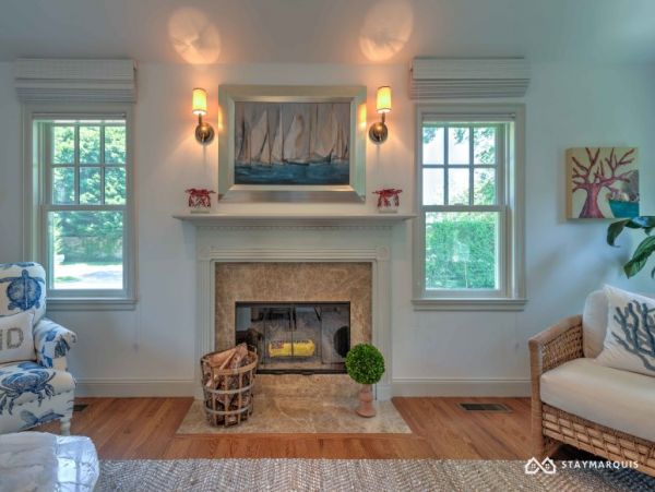Hamptons Home 1020578