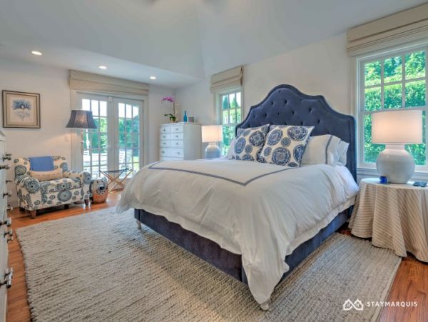 Hamptons Home 1020578