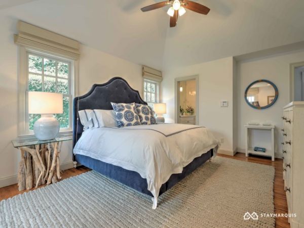 Hamptons Home 1020578
