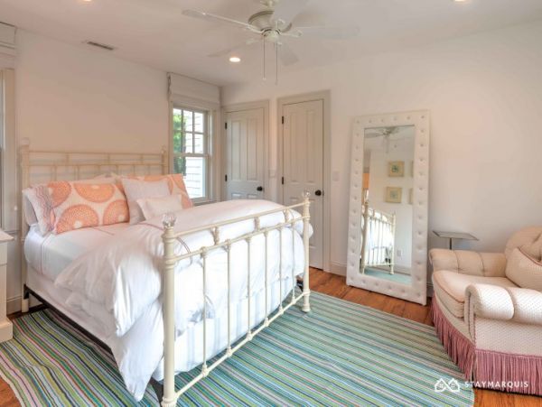 Hamptons Home 1020578