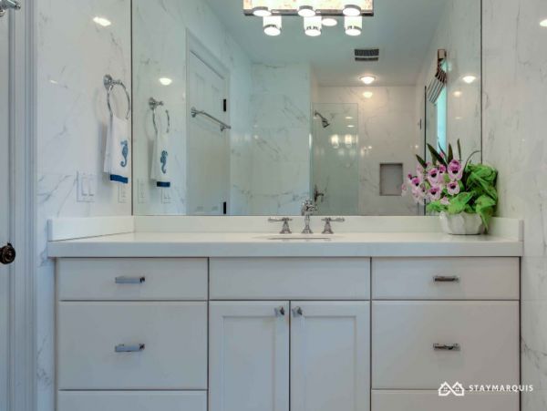 Hamptons Home 1020578