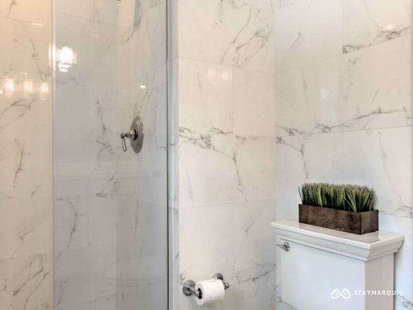 Hamptons Home 1020578
