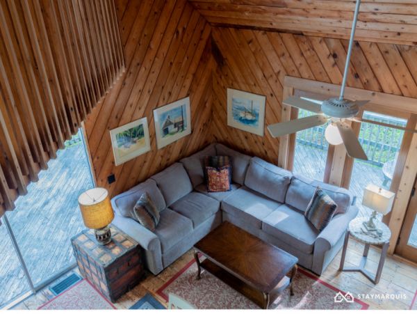 Hamptons Home 1020581