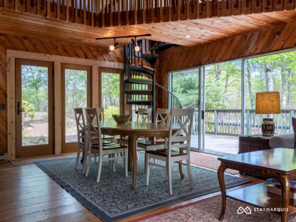 Hamptons Home 1020581