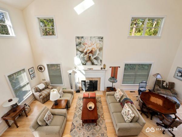 Hamptons Home 1020582