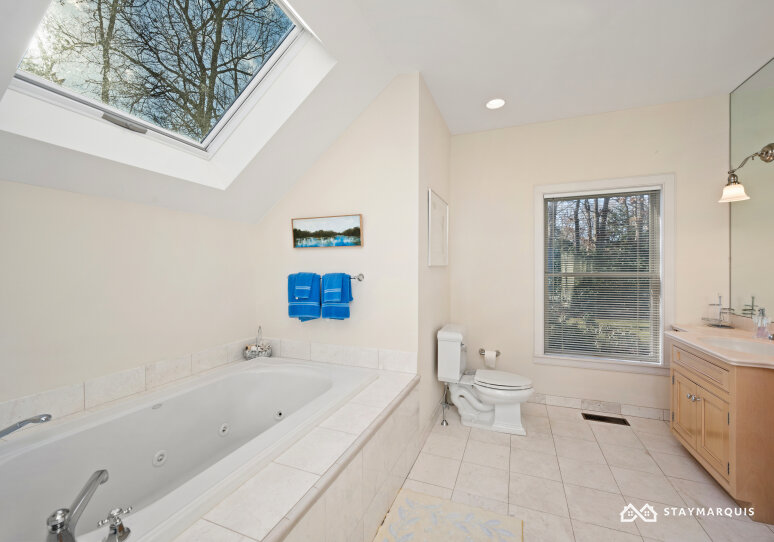 Hamptons Home 1020582