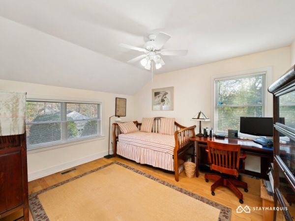 Hamptons Home 1020582