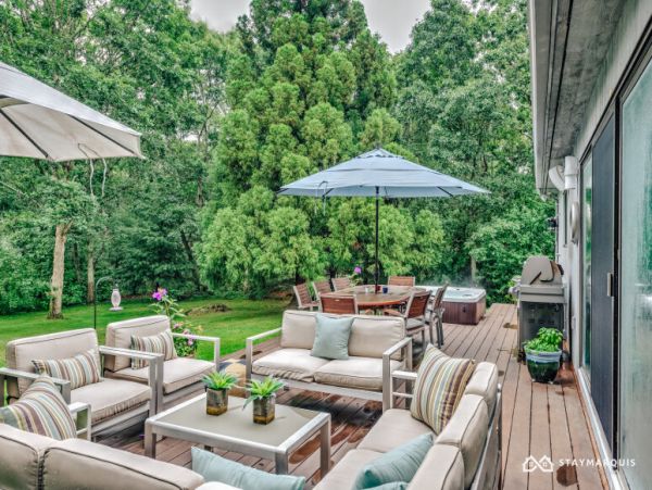 Hamptons Home 1020584