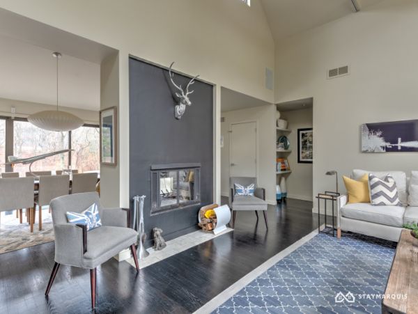Hamptons Home 1020584