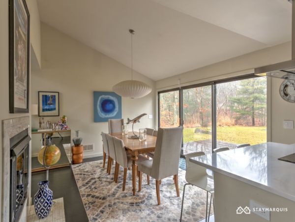 Hamptons Home 1020584
