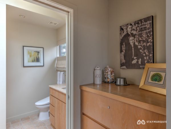 Hamptons Home 1020584