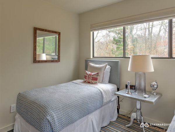 Hamptons Home 1020584