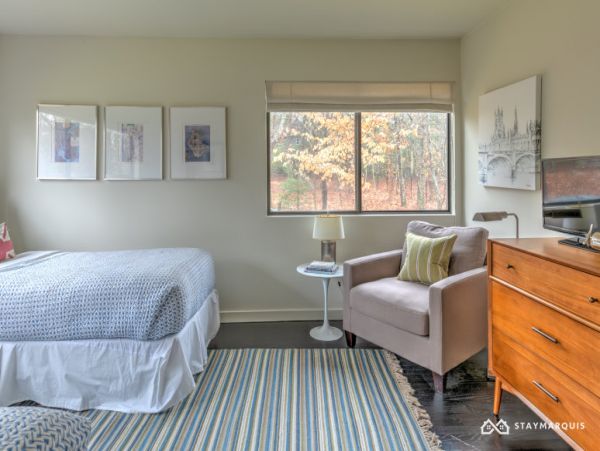 Hamptons Home 1020584