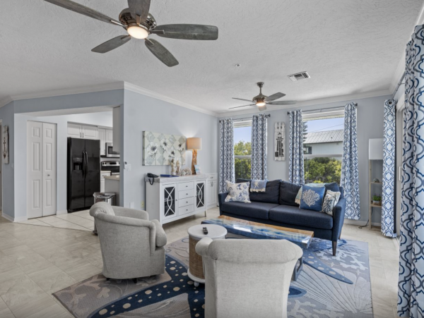 Charming Gulf Front Condo on Anna Maria Island